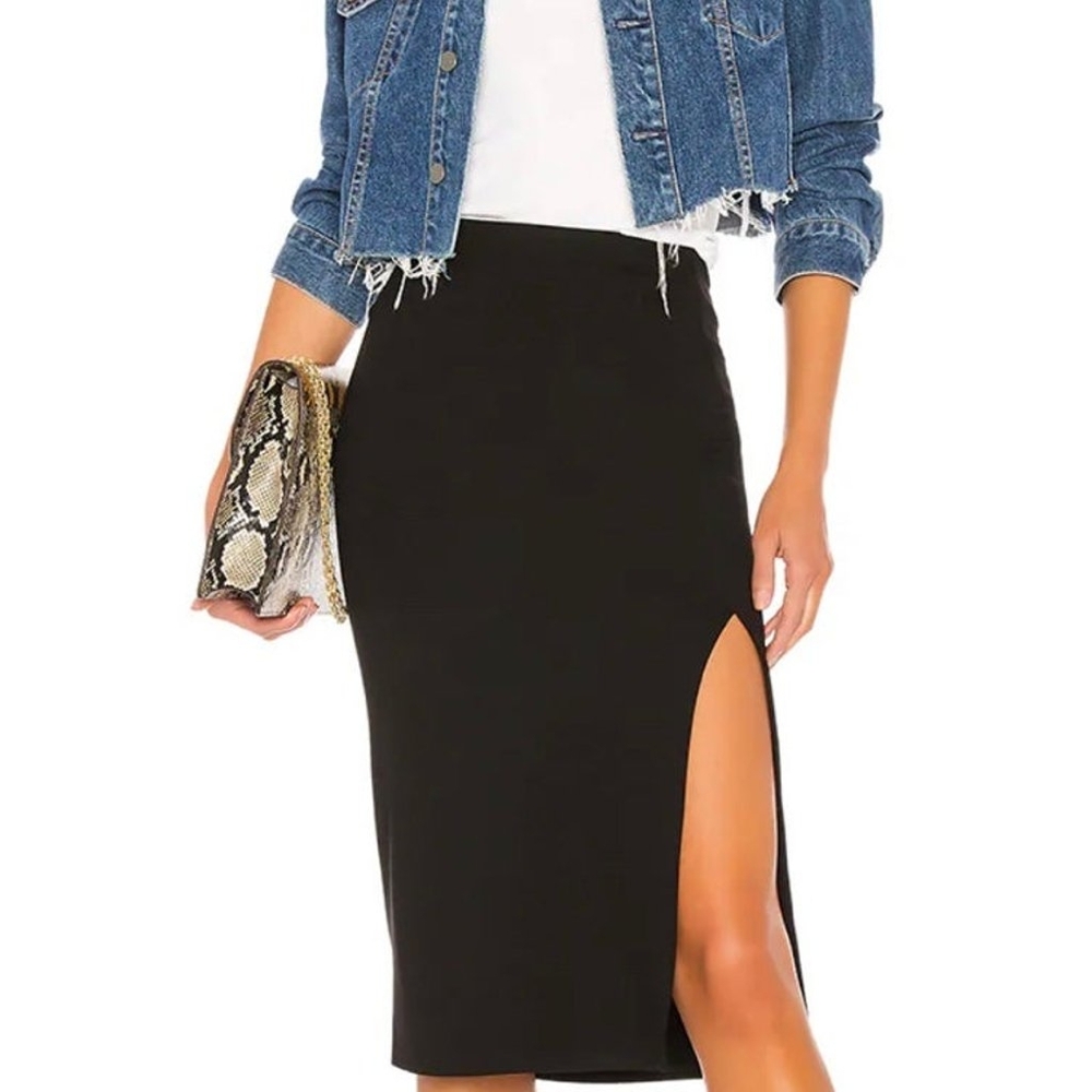 Rebecca's Minkoff black skirt (L)